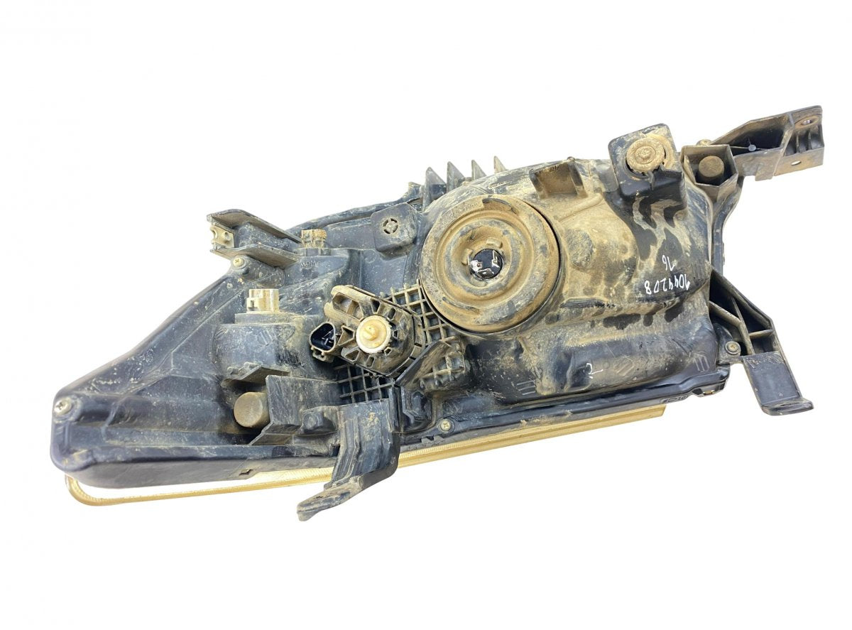 811300K420 Headlight right TOYOTA HILUX VII (AN10, AN20, AN30) (2005-2015)