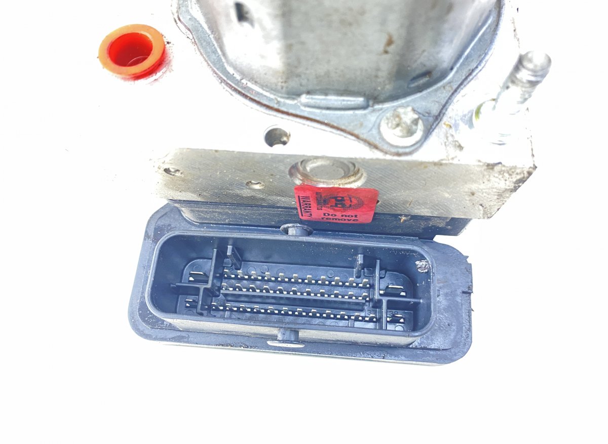 476604CC1A ABS hydraulic unit / pump NISSAN X-TRAIL III (T32) (2013-2022)