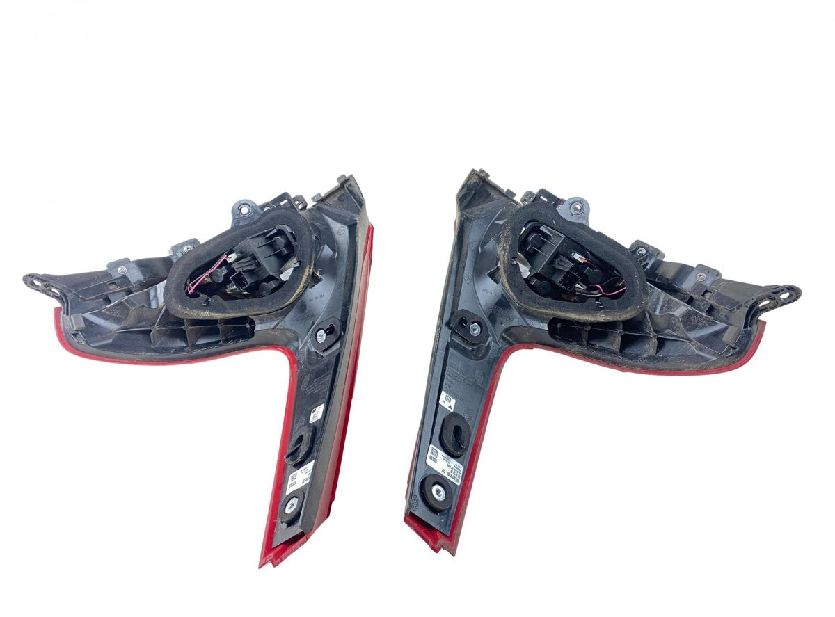 21220104 21220204 Tail lights set/kit VOLVO V40 (2012-2019)