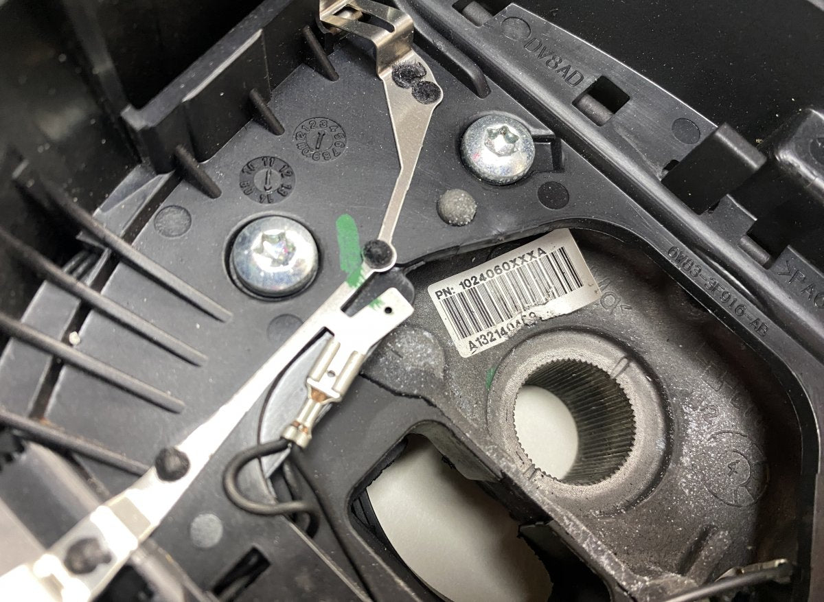 C2Z29551LEG Steering Wheel JAGUAR XF (X250, CC9) (2008-2015)