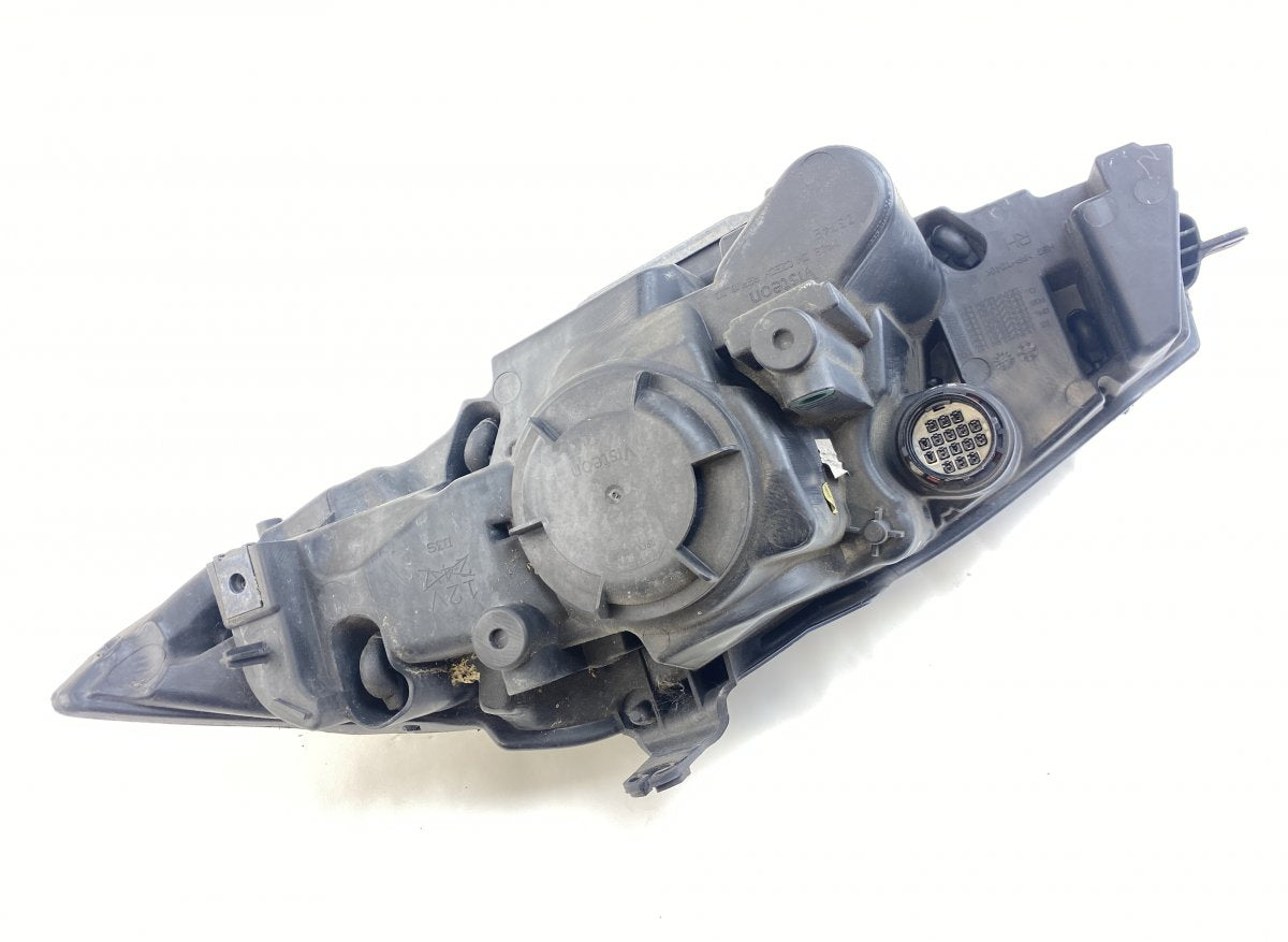 C2Z31443 Headlight right JAGUAR XF (X250, CC9) (2008-2015)