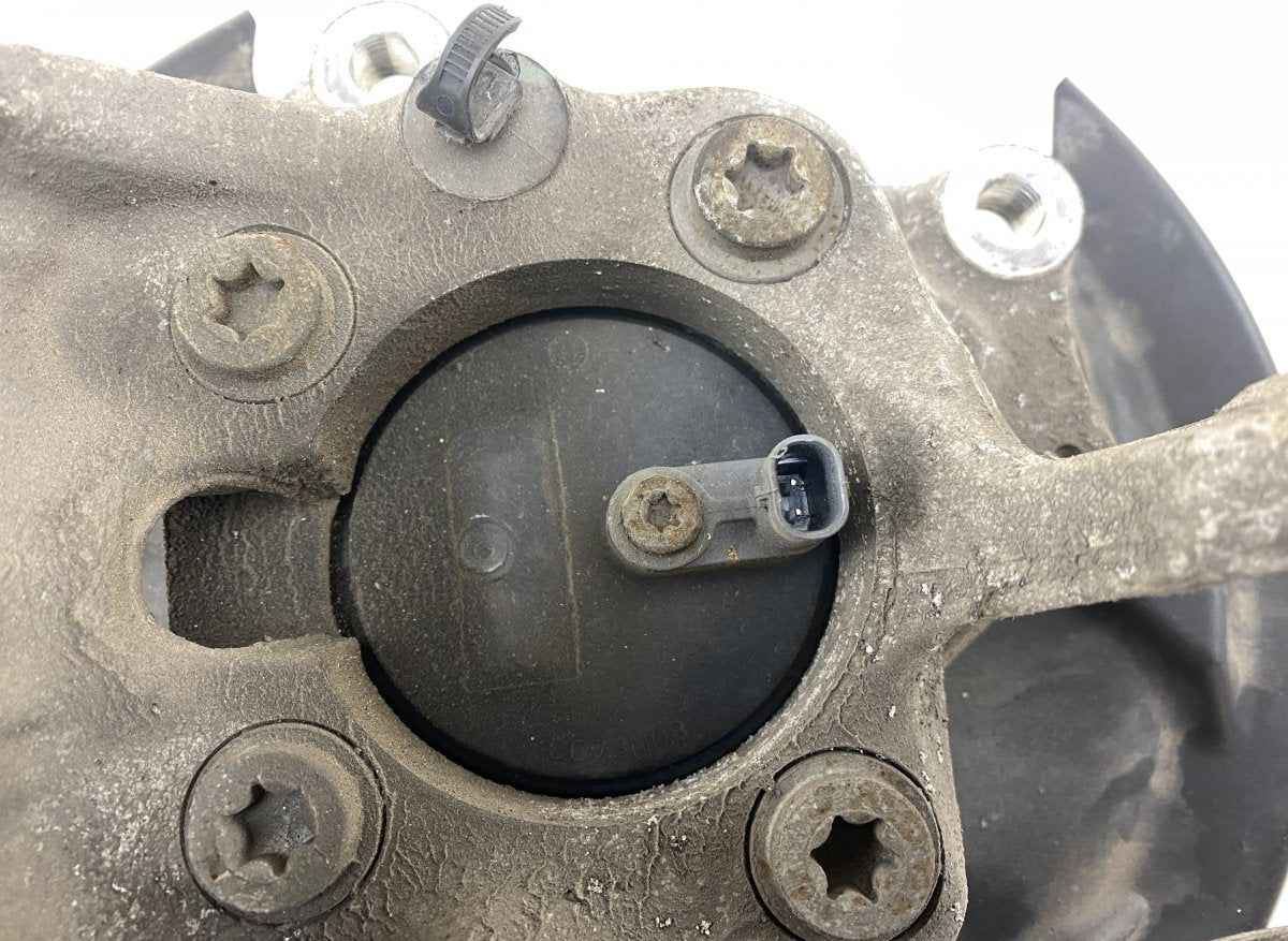 9818243380 Wheel bearing housing rear left PEUGEOT 508 II (F3_, FB_, FH_) (09.18-)