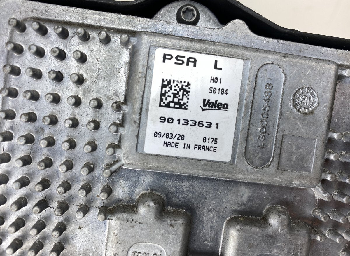 1674563180 Headlight left PEUGEOT 508 II (F3_, FB_, FH_) (09.18-)