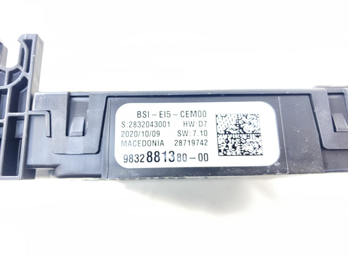 9832881380 Fuse box PEUGEOT 508 II (F3_, FB_, FH_) (09.18-)