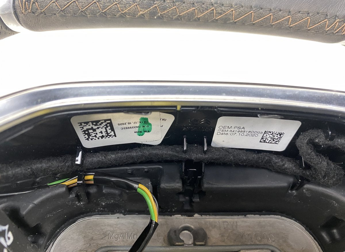 98105488ZD Steering Wheel PEUGEOT 508 II (F3_, FB_, FH_) (09.18-)