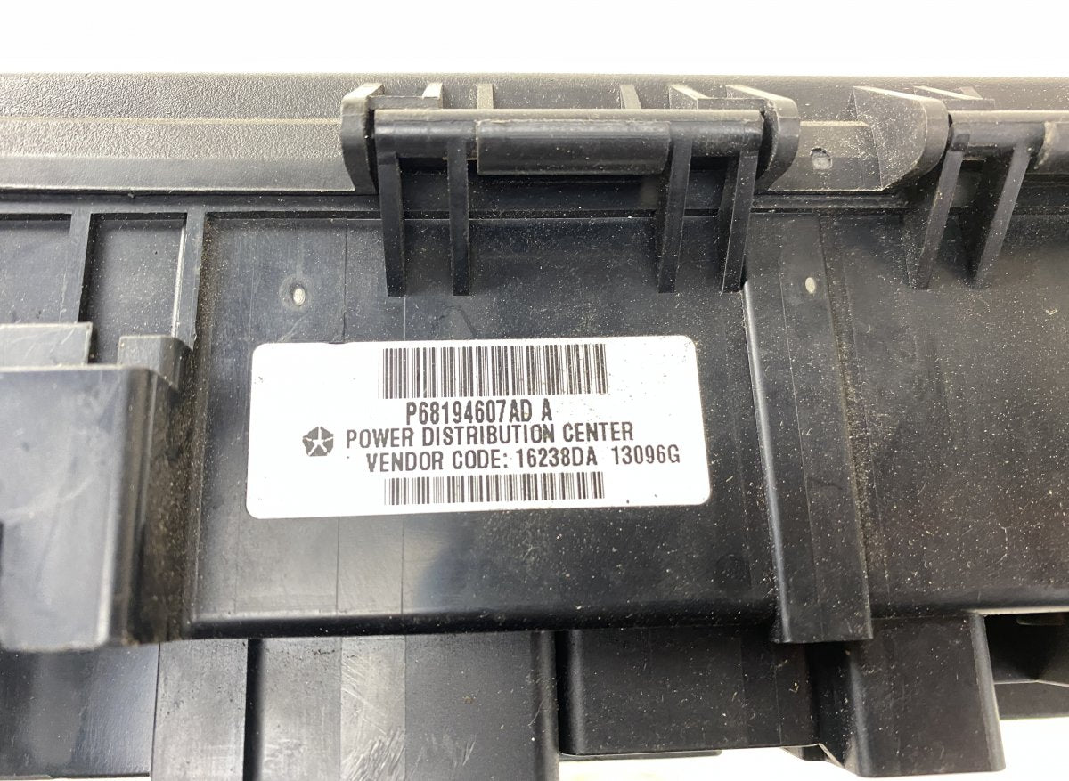 68194607AE Fuse box JEEP GRAND CHEROKEE IV (WK, WK2) (2010-2021)