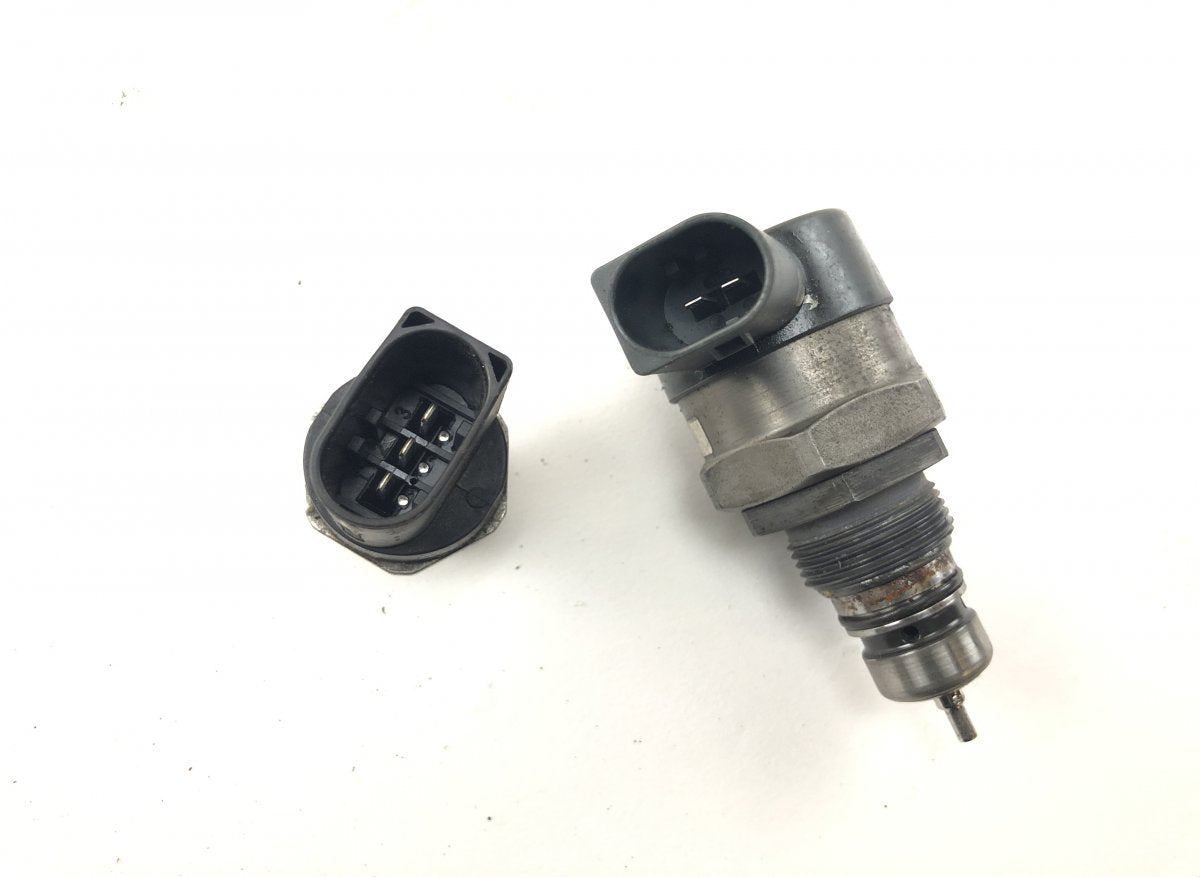 0281002927 A6420740284 0281002985 Fuel pressure regulator set MERCEDES-BENZ E-CLASS (W212) (2009-2016)