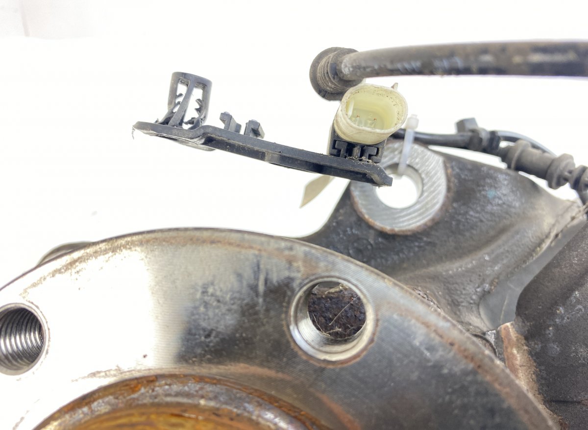 A9103322200 Wheel bearing housing front left MERCEDES-BENZ SPRINTER (907, 910) (2018-)