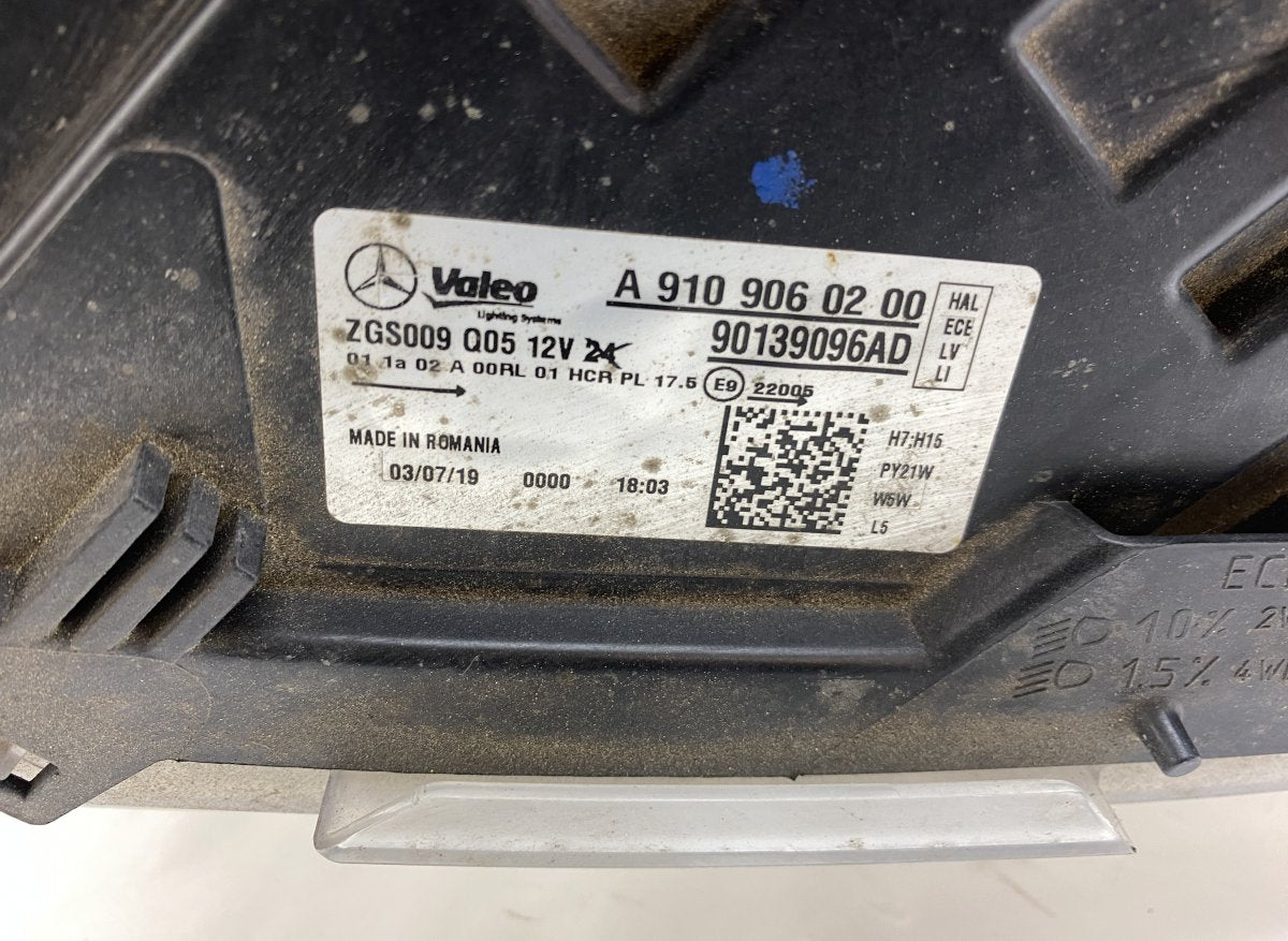 90139096AD Headlight left MERCEDES-BENZ SPRINTER (907, 910) (2018-)