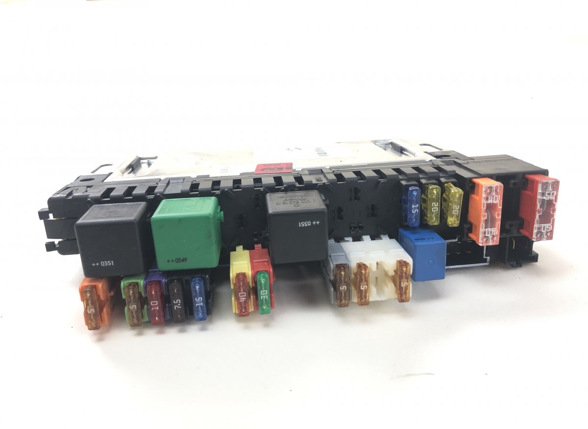 10091518 Fuse box MERCEDES-BENZ SL-CLASS (R230) (2001-2012)