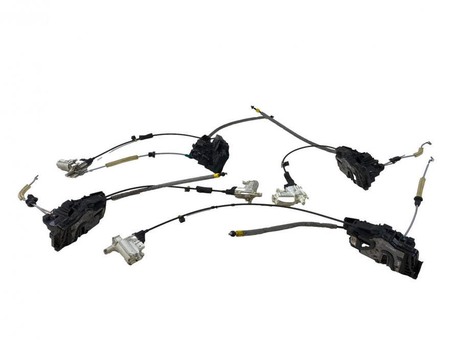 A0997200501 A0997200601 A0997308100 A0997308200 Set of door locks (latches) MERCEDES-BENZ S-CLASS (W222, X222) (2013-2020)