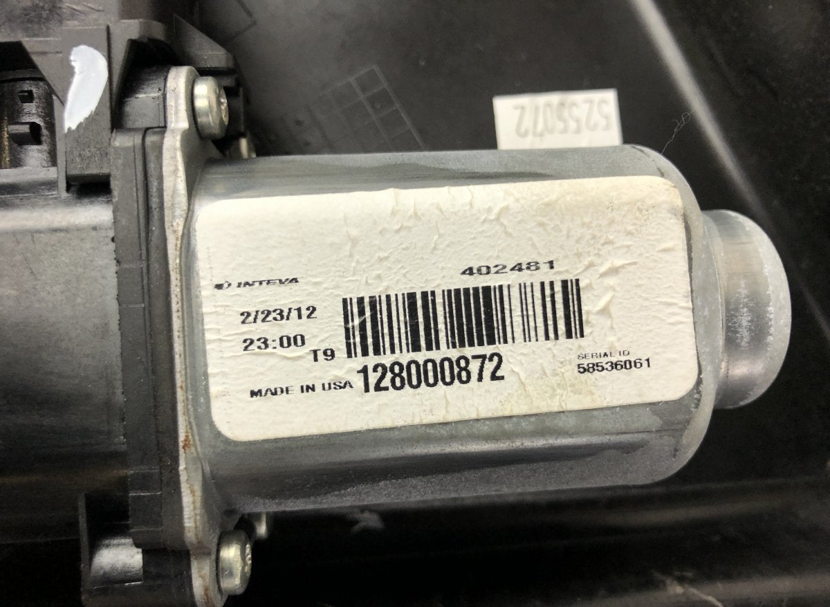 68104009AA Window Regulator Compl. front left CHRYSLER 300C II (2010-2023)