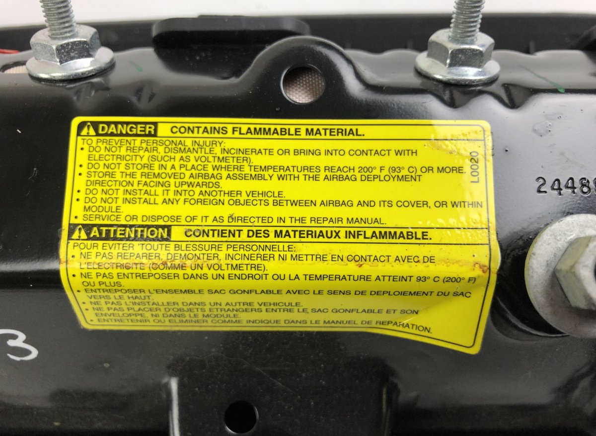 1MZ27DX9AA Knee Airbag Front Left CHRYSLER 300C II (2010-2023)
