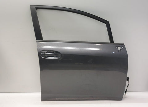 670010F020 Door Front Right TOYOTA VERSO (AR20) (2009-2018)
