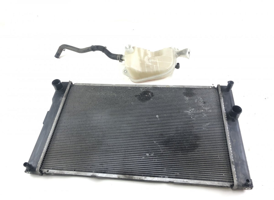 MF4221341041 MF422134-1041 Radiator TOYOTA AURIS (E18) 2012-2018