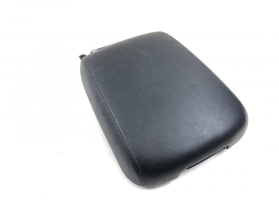 84660C5100 Armrest cover front KIA SORENTO III (UM) (2015-2020)