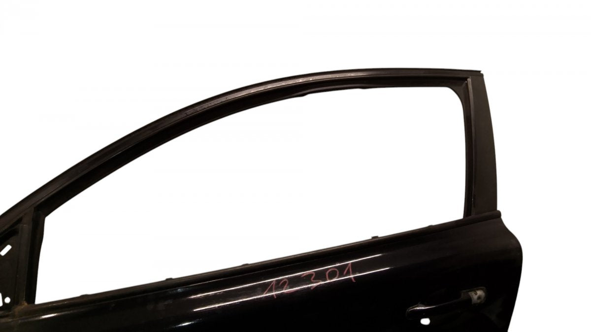 31335483 Door Front Left VOLVO S40 / V50 / C30 / C70 (MS, MW) (2004-2012)