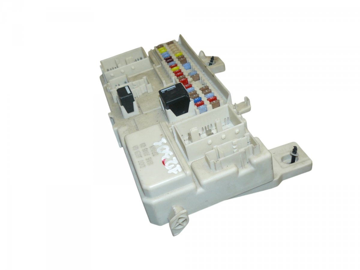 Fuse box VOLVO S40 / V50 / C30 / C70 (MS, MW) (2004-2012)