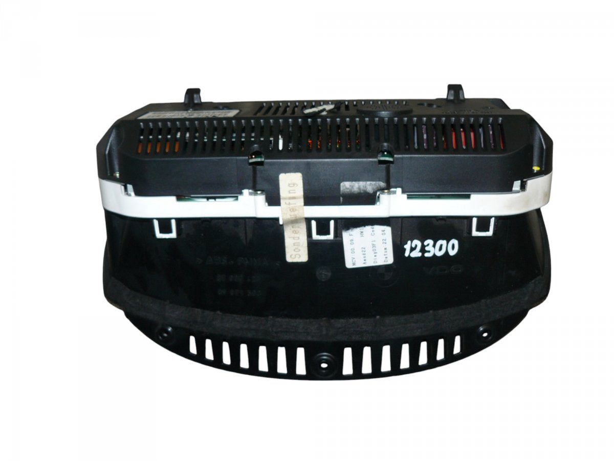 110080103/080 Instrument Cluster BMW 7 (E65, E66) (2001-2009)