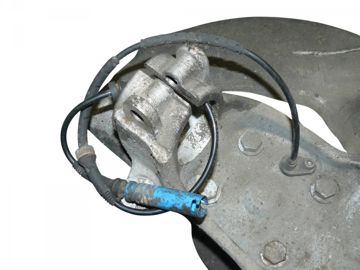 Wheel bearing housing front left BMW 7 (E65, E66) (2001-2009)