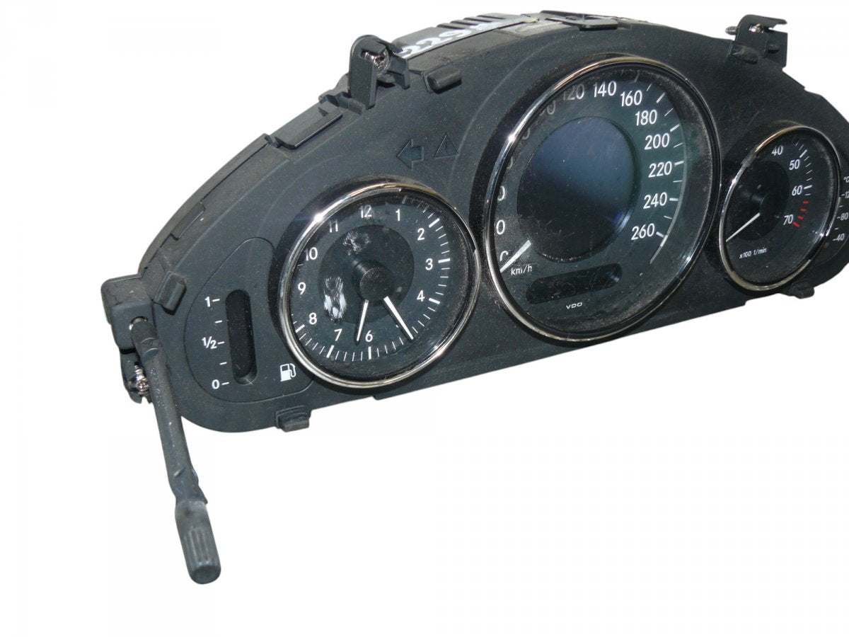 110080235/001 Instrument Cluster MERCEDES-BENZ CLS (C219) (2004-2010)