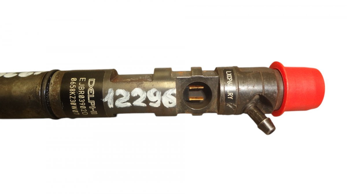 338004X400 Fuel Injector KIA CARNIVAL III (VQ) (2005-2014)