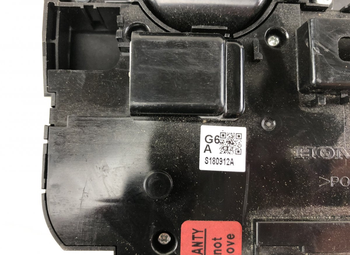 83250TLAA01ZA Interior Lighting Front HONDA CR-V V (RW) (2016-2023)