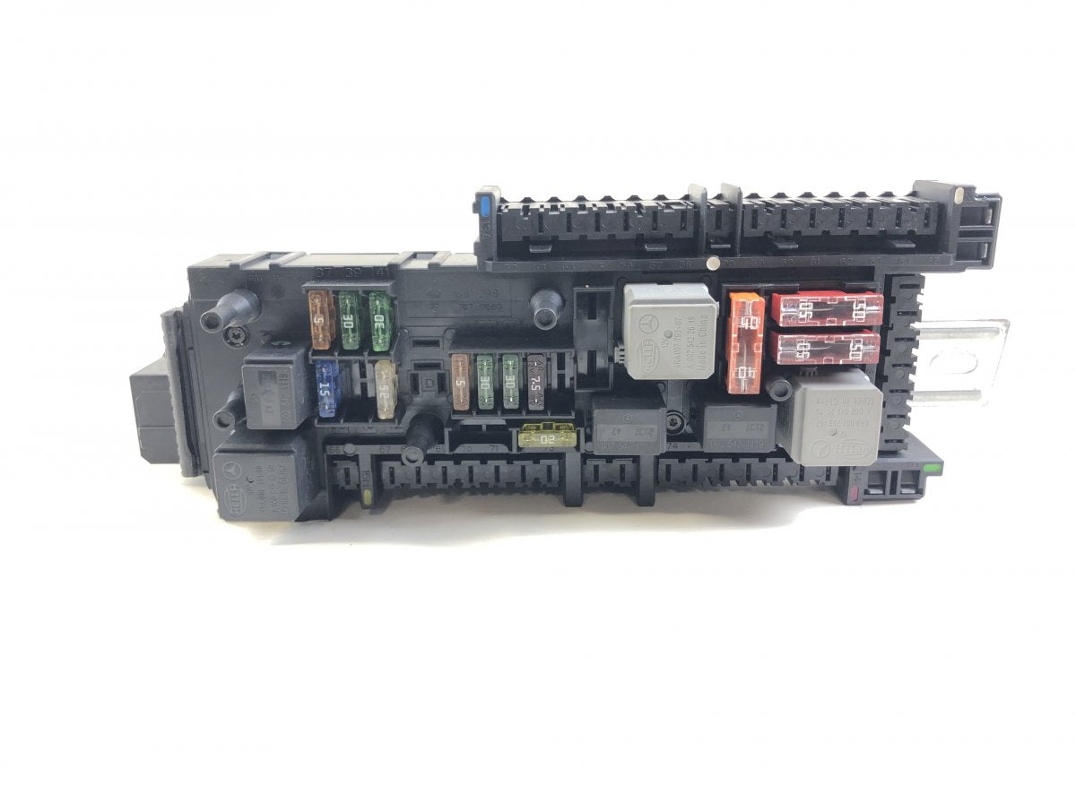 A2049004203 Fuse box MERCEDES-BENZ GLK-CLASS (X204) (2008-2015)