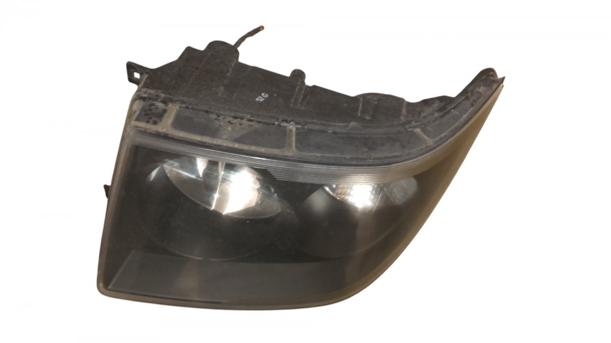 HVW9068200161 Headlight right VW CRAFTER I (2E) (2006-2016)