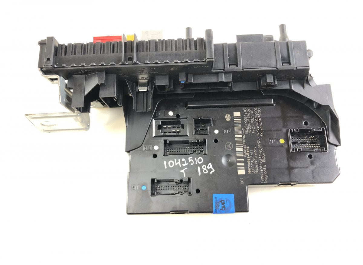 A2049004203 Fuse box MERCEDES-BENZ GLK-CLASS (X204) (2008-2015)