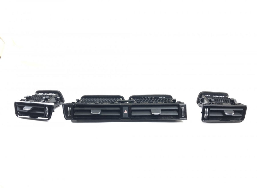 LR139197 Air Vent Center Front LAND ROVER EVOQUE II (L551) (2018-)