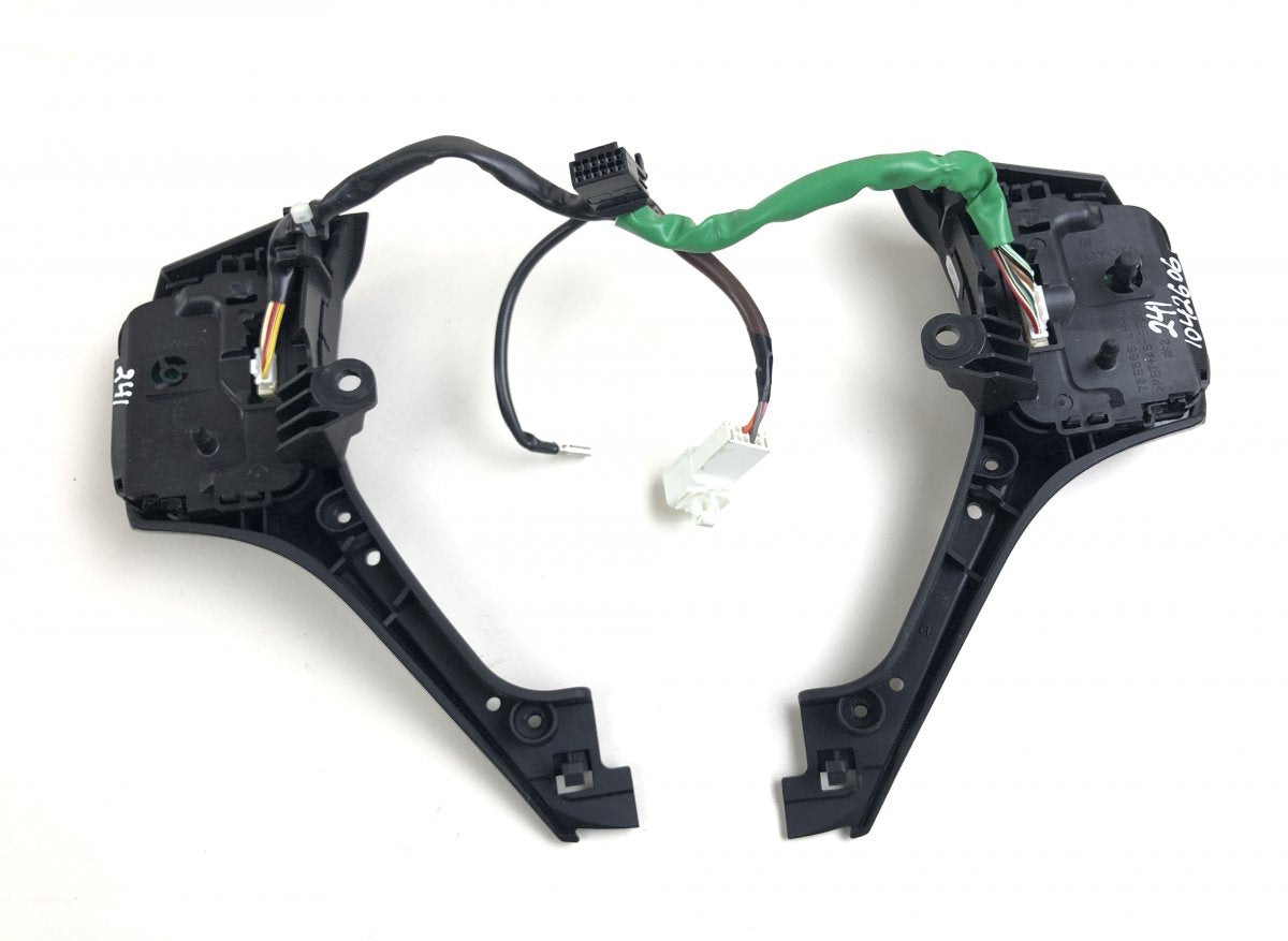 8425042190 Steering Wheel MF Switch Left TOYOTA RAV 4 IV (XA40) (2012-2019)