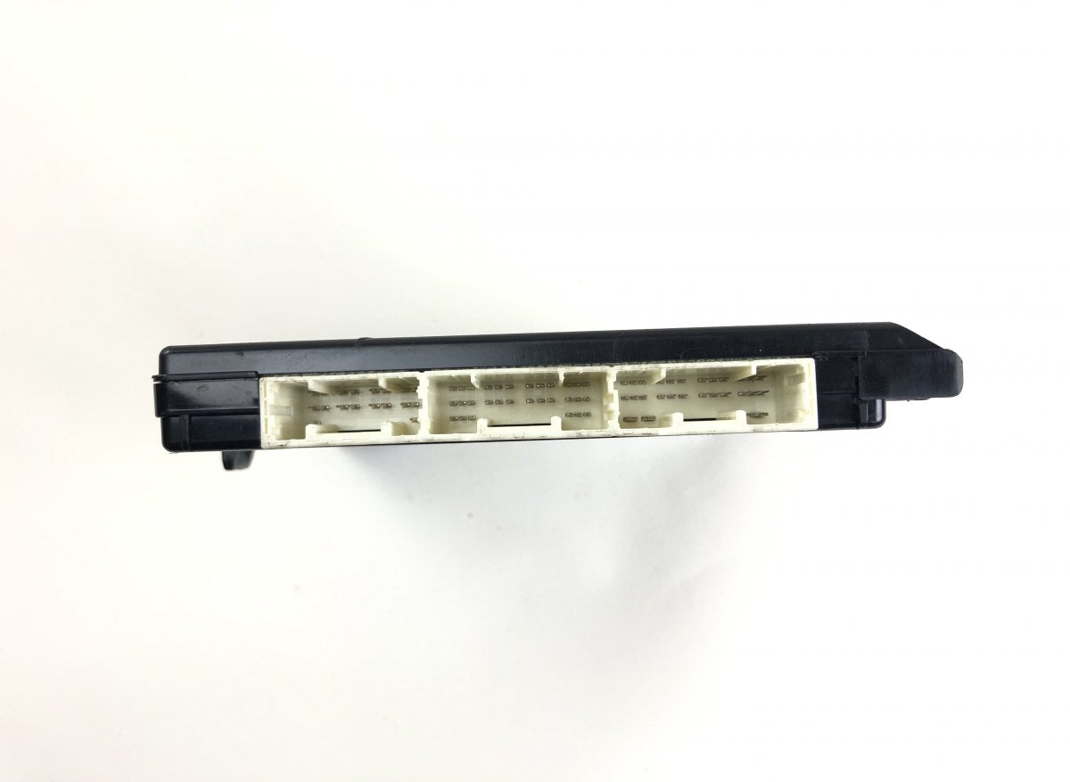 2380005180 238000-5180 Fuse box TOYOTA RAV 4 IV (XA40) (2012-2019)