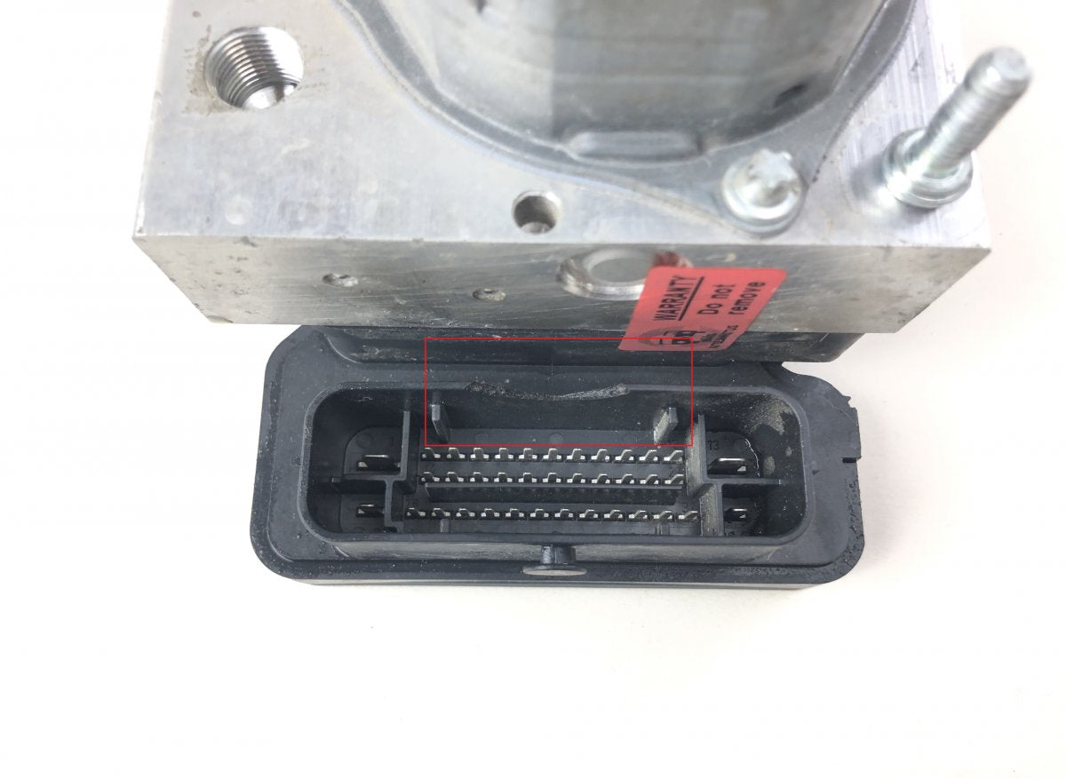 476608240R ABS hydraulic unit / pump RENAULT KADJAR (HA, HL) (2015-2022)