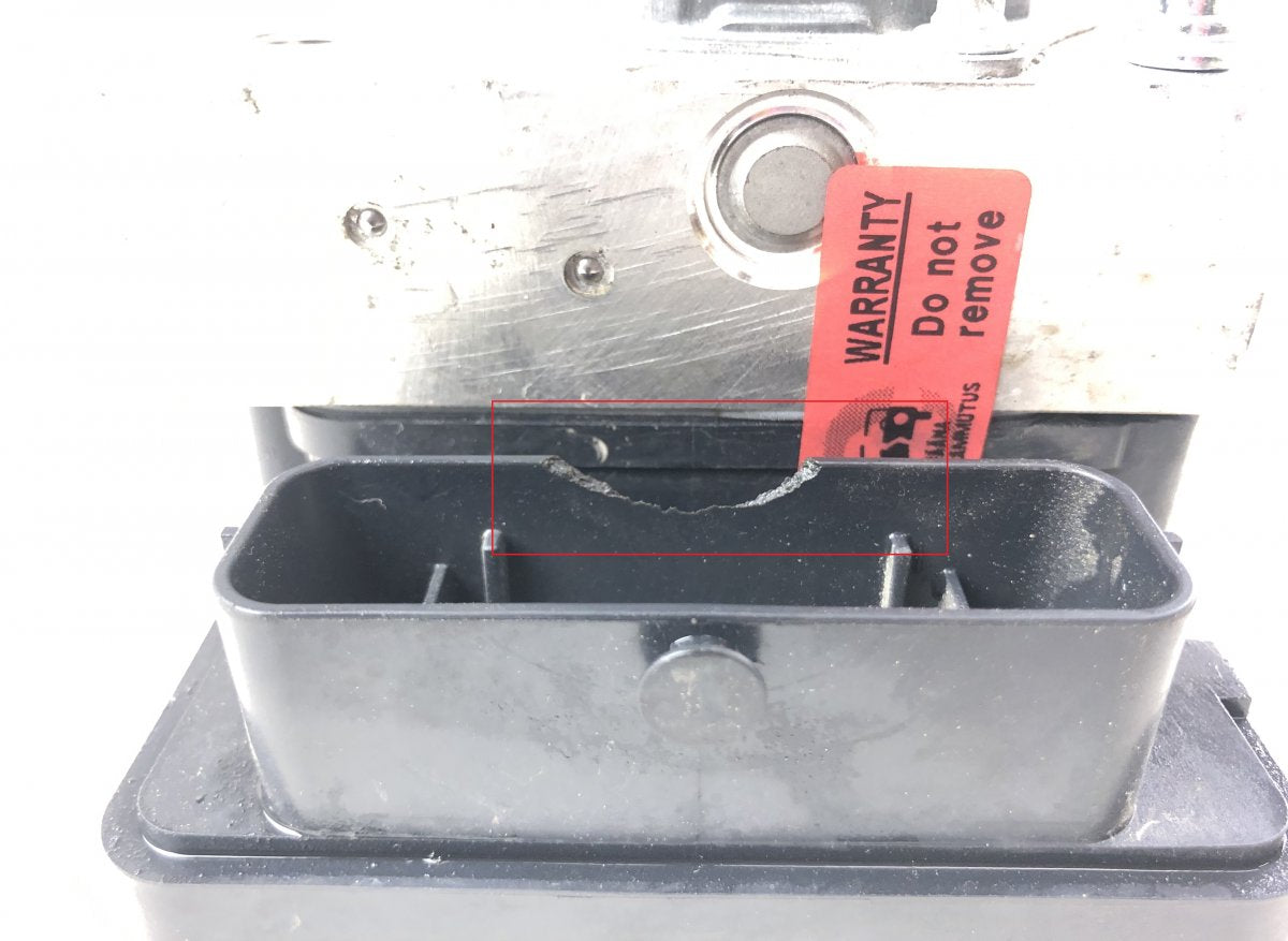 476608240R ABS hydraulic unit / pump RENAULT KADJAR (HA, HL) (2015-2022)