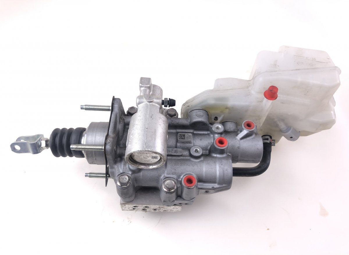 4705033490 Brake Master Cylinder LEXUS ES VII (2018-)