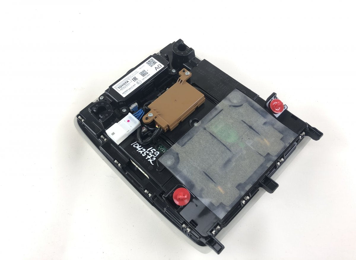 1015460101 1015460102 101546-0101 101546-0102 Interior Lighting Front LEXUS ES VII (2018-)