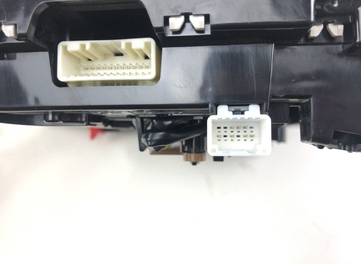 1015460101 1015460102 101546-0101 101546-0102 Interior Lighting Front LEXUS ES VII (2018-)