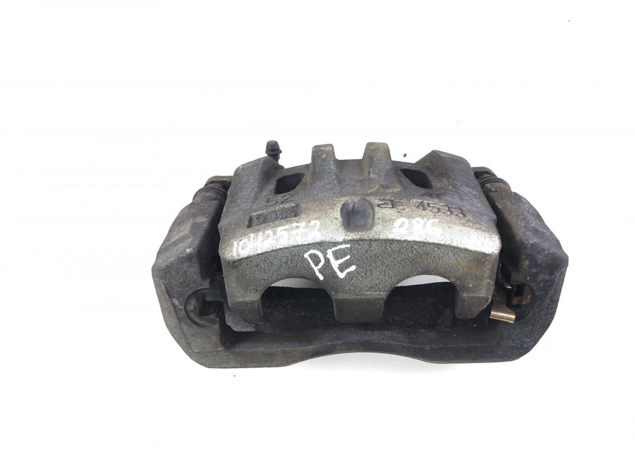 4773048150 Brake caliper Front right LEXUS ES VII (2018-)
