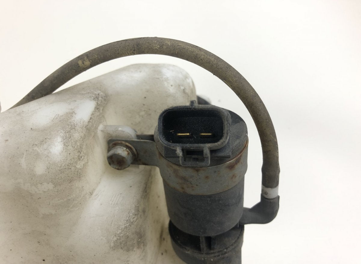 8531524100 Window washer reservoir LEXUS SC (Z30, Z40) (2001-2010)