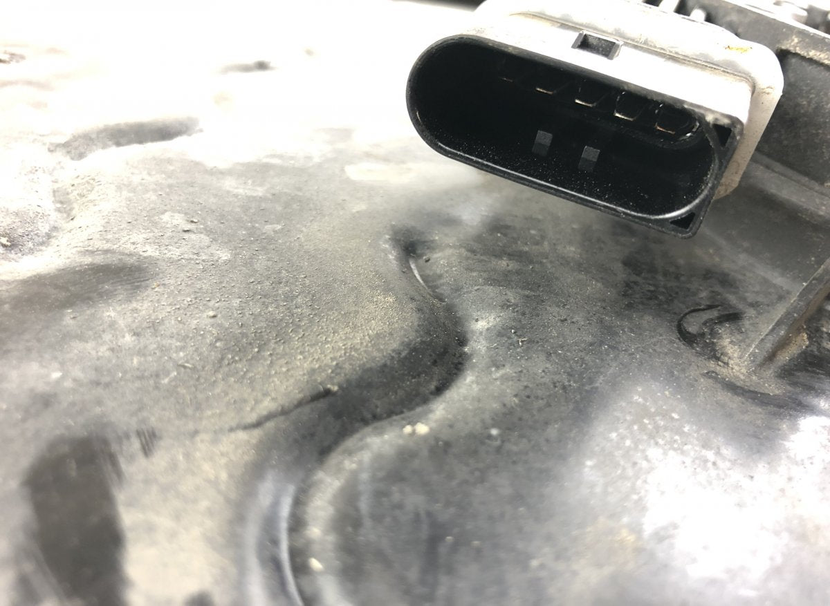5N0131877E AdBlue tank VW TIGUAN I (5N) (2007-2018)