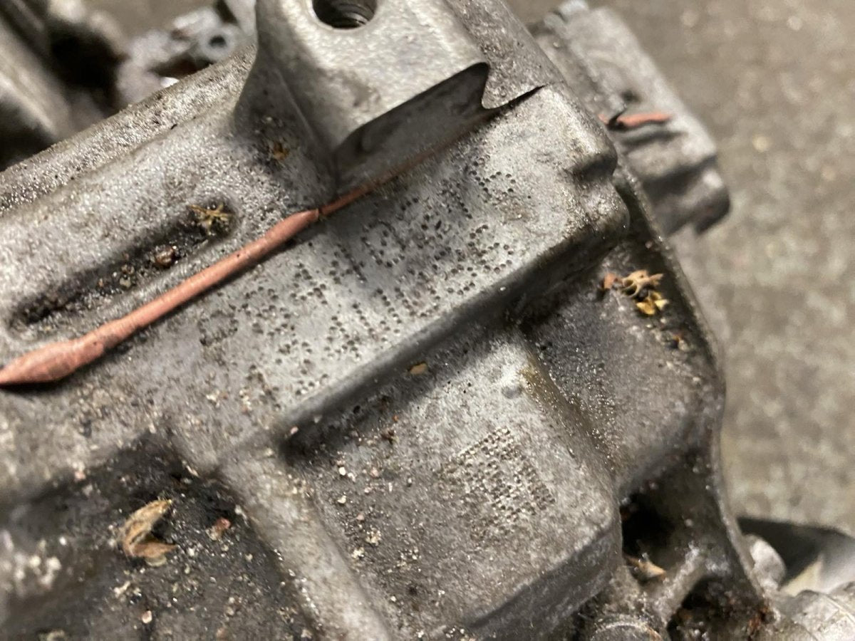 P9083B14819Y336 Gearbox TOYOTA PRIUS III PLUS (XW40) (2011-2021)