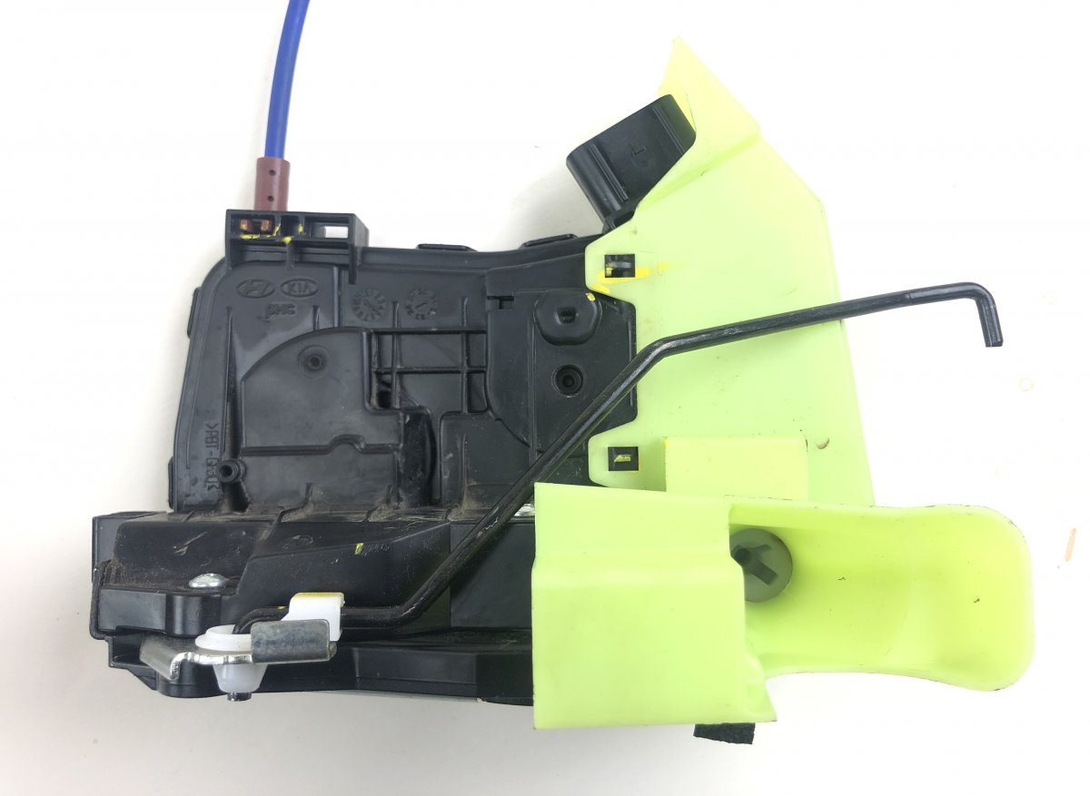 81310R2010 Set of door locks (latches) KIA SPORTAGE V (NQ5) (2021-)