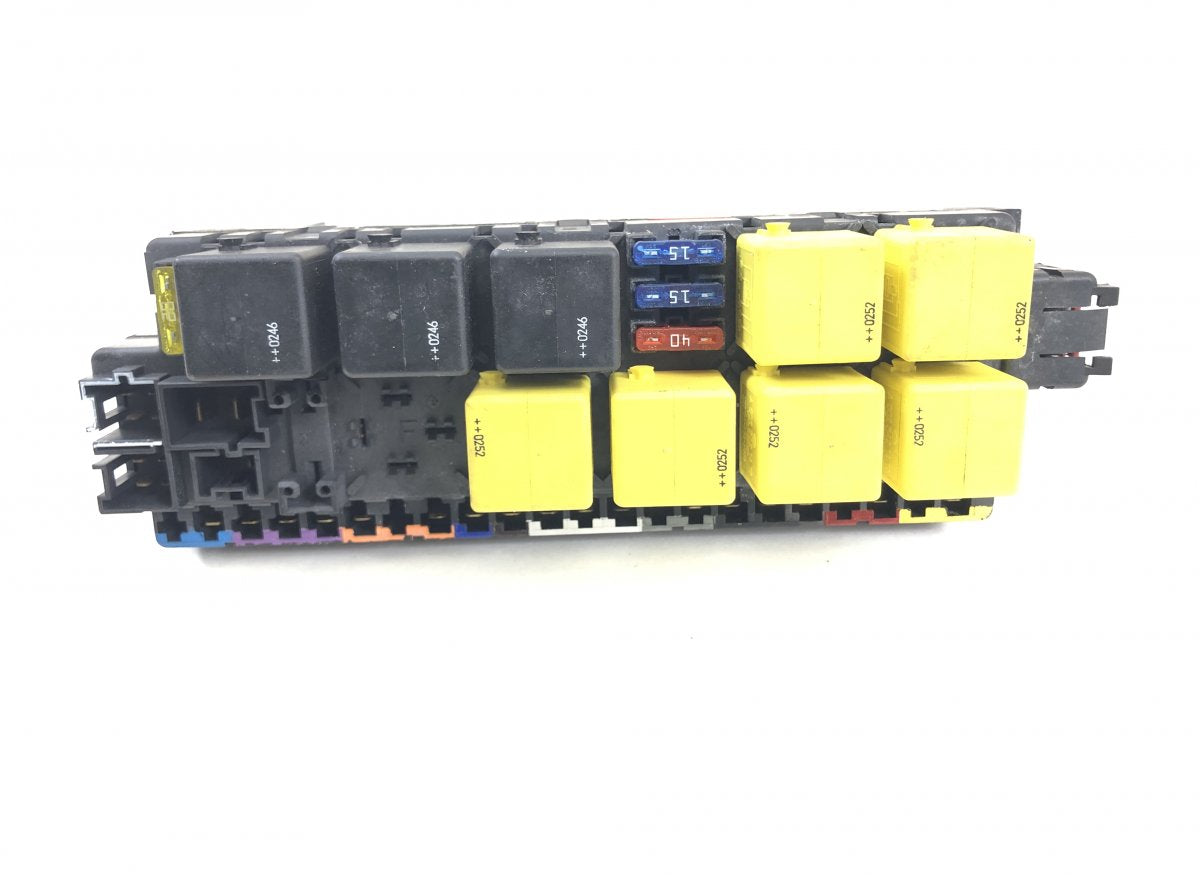 05045117 Fuse box MERCEDES-BENZ SL-CLASS (R230) (2001-2012)