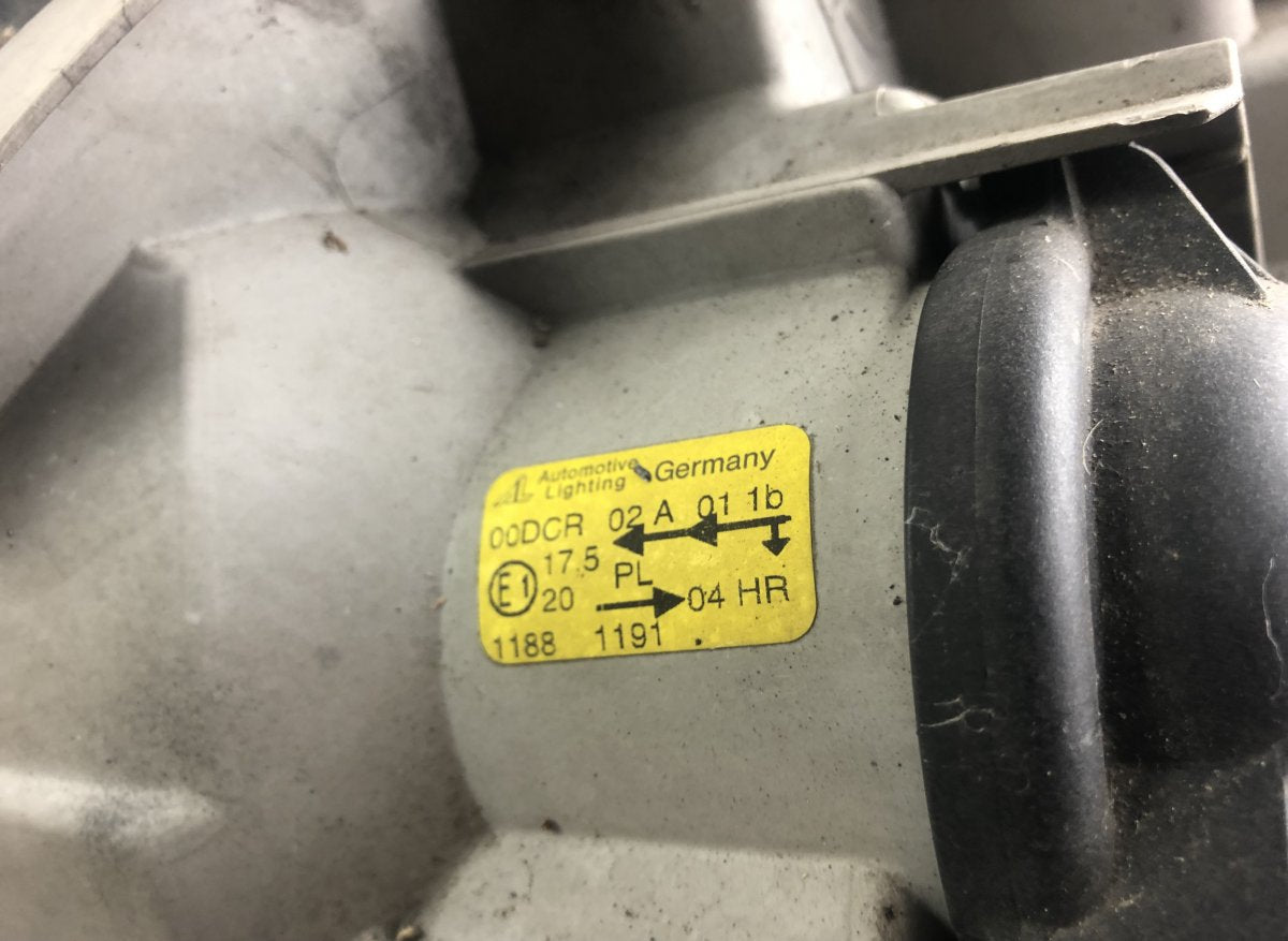 0301176476 Headlight right MERCEDES-BENZ SL-CLASS (R230) (2001-2012)