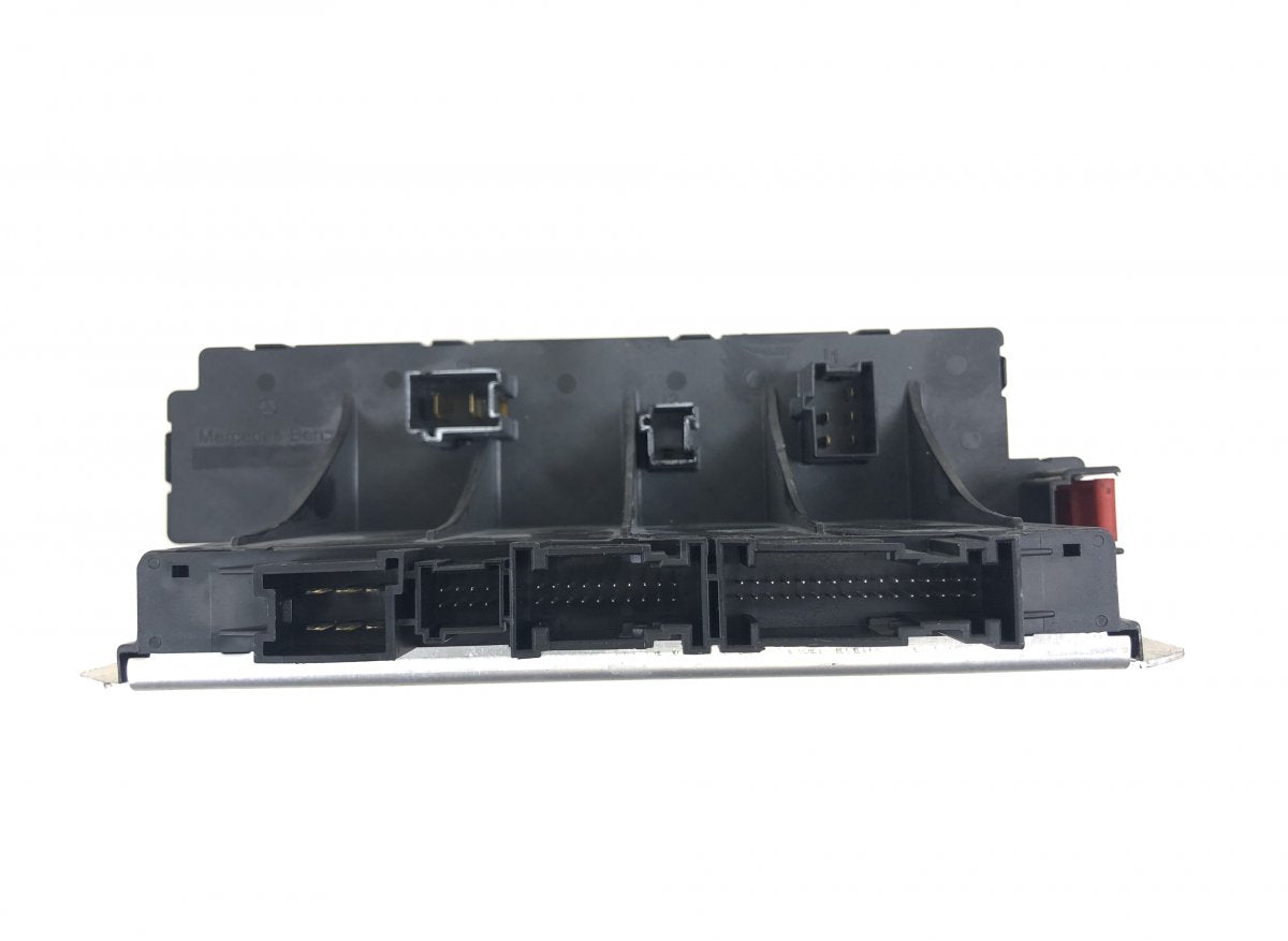 05045117 Fuse box MERCEDES-BENZ SL-CLASS (R230) (2001-2012)