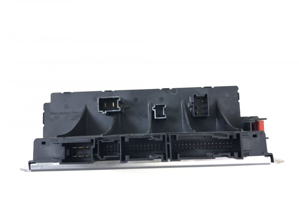 05045117 Fuse box MERCEDES-BENZ SL-CLASS (R230) (2001-2012)