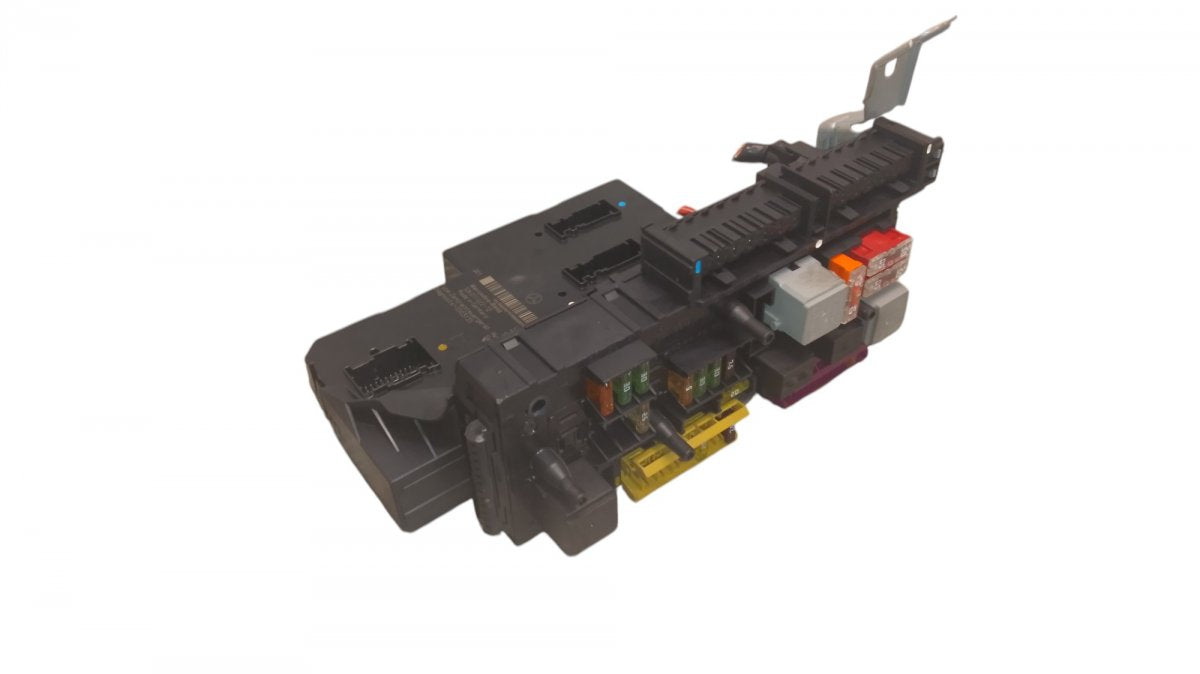 5DK011022-12 Fuse box MERCEDES-BENZ C-CLASS (W204) (2007-2013)