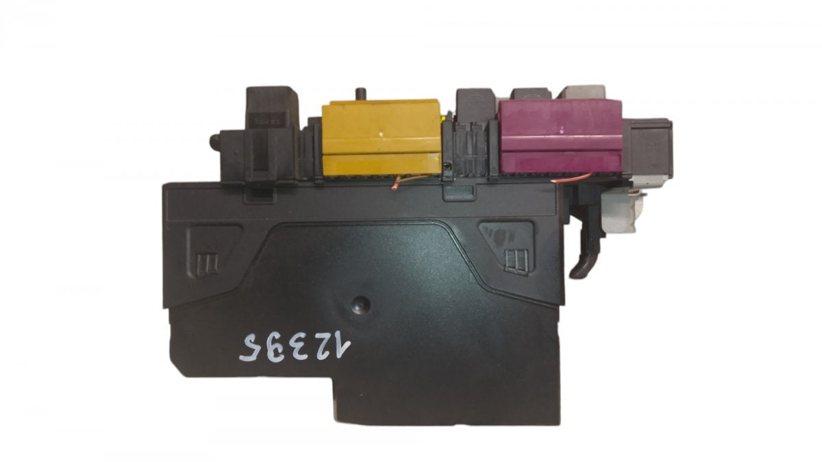 5DK011022-12 Fuse box MERCEDES-BENZ C-CLASS (W204) (2007-2013)