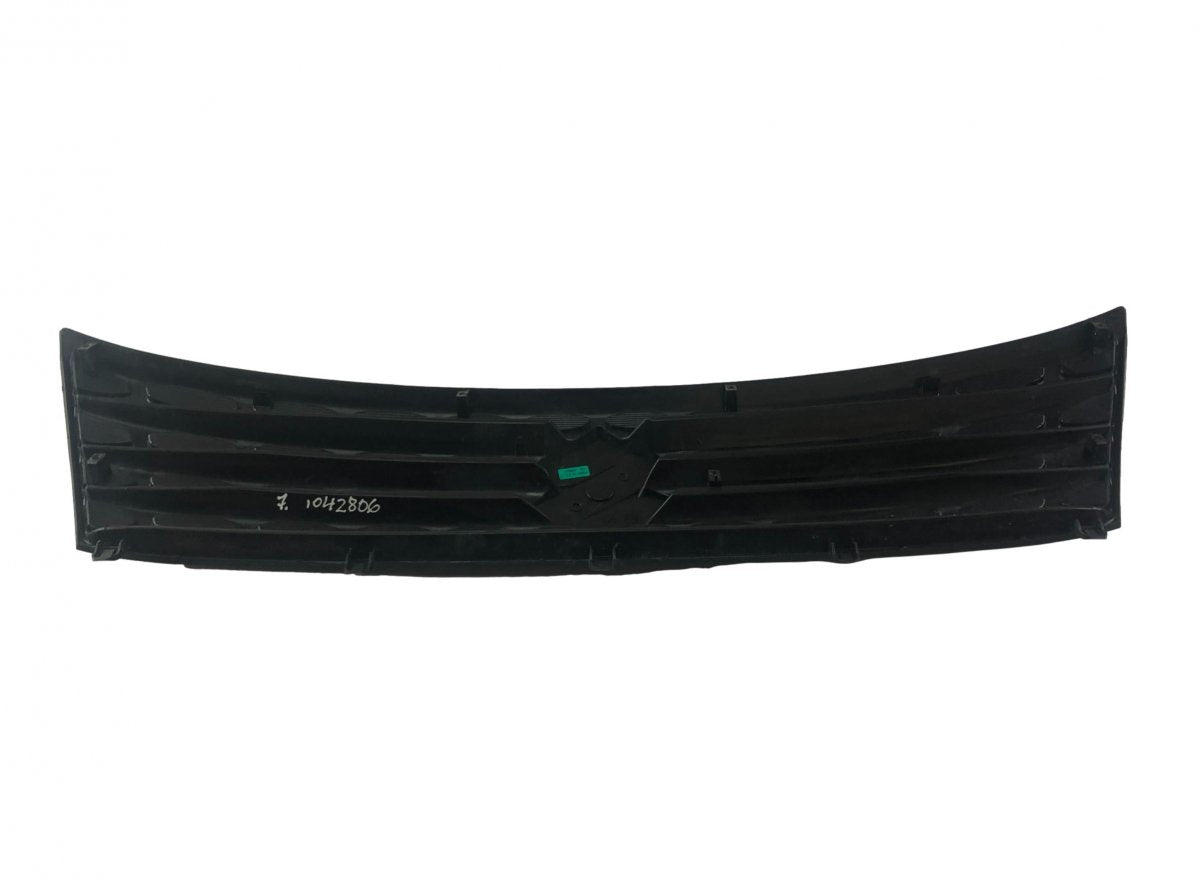 7211054P00C48 Radiator Grille SUZUKI VITARA (LY) (2015-)